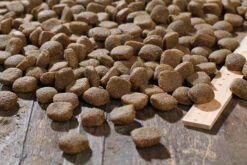 Bewi Dog Lamb & Rice 12,5kg -Ausgewählte Zoohandlungen rs2913 lamb rice kroketten lineal img 1786b klein